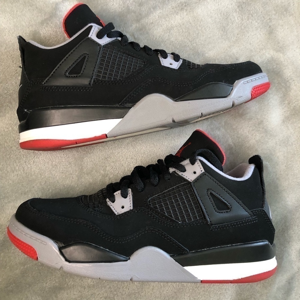 Jordan 4 Bred 2019 Size 3Y